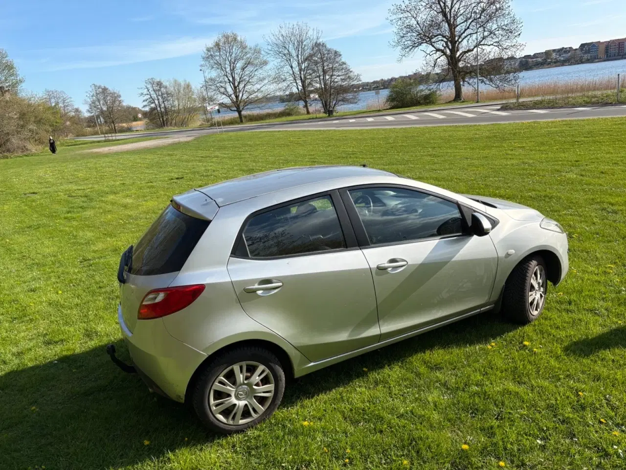 Billede 1 - Mazda 2 1,3 Takara Edition