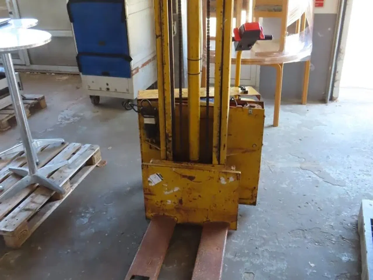 Billede 3 - Pallestabler på el. inkl. Indbygget lader