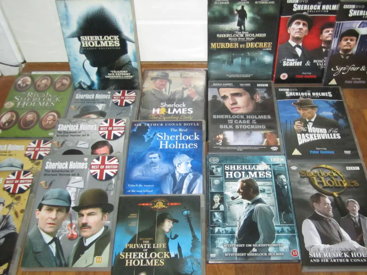 Billede 1 - SHERLOCK HOLMES Box + Dvdèr.