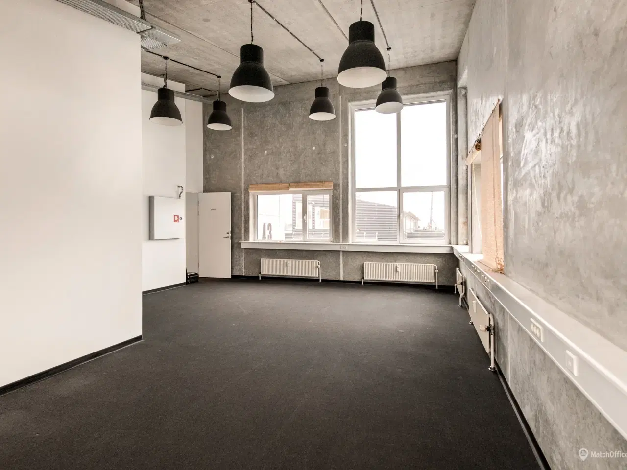 Billede 4 - Kontorlokaler med højt til loftet og havudsigt i Nordhavn