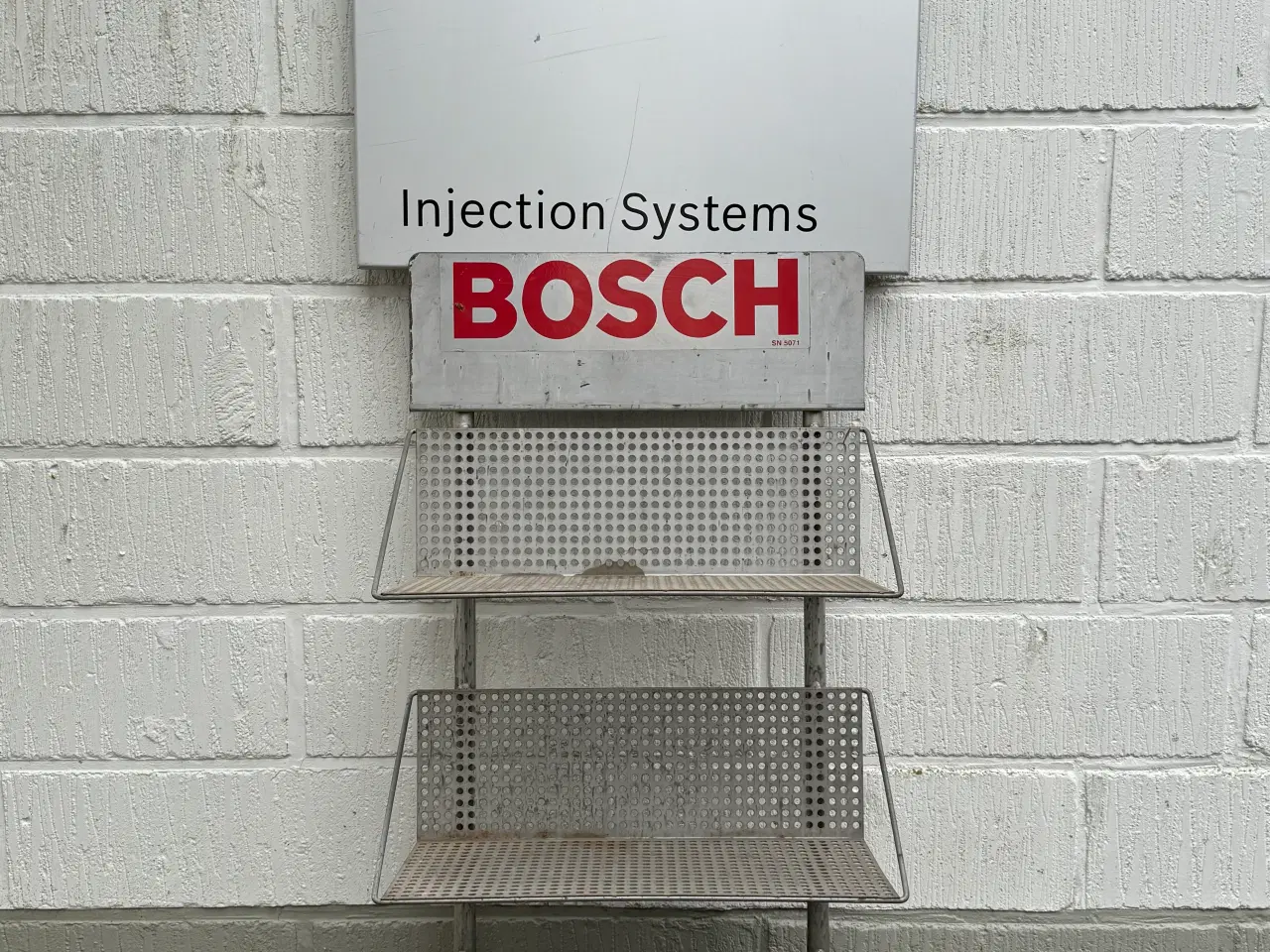 Billede 1 - Vintage Bosch skilt og reolvogn.