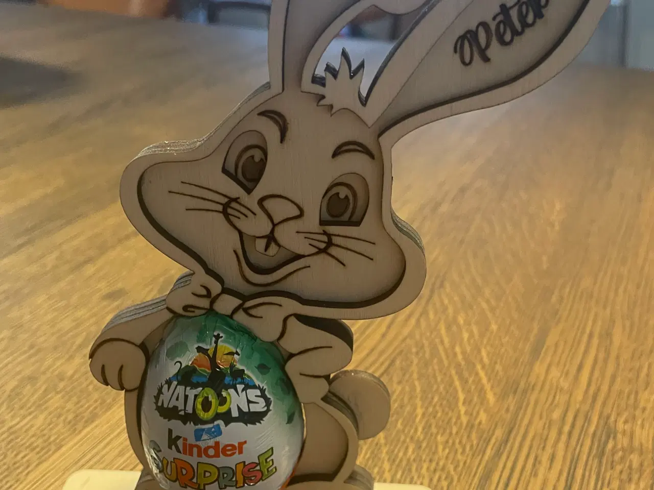 Billede 4 - Flotte dekorative kaniner udskåret i træ.