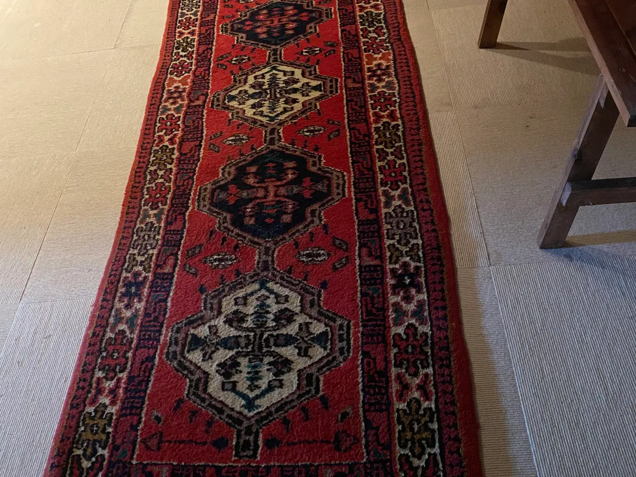 Billede 2 - Ægte tæppe rød løber 370 cm og 270 cm