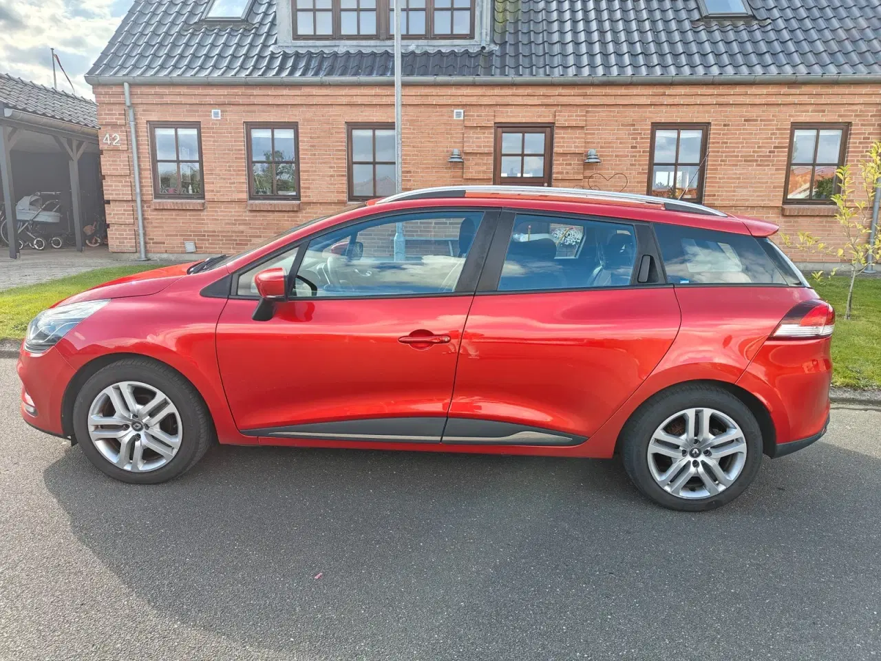 Billede 8 - Renault Clio IV 1,5 dCi 90 Zen Sport Tourer