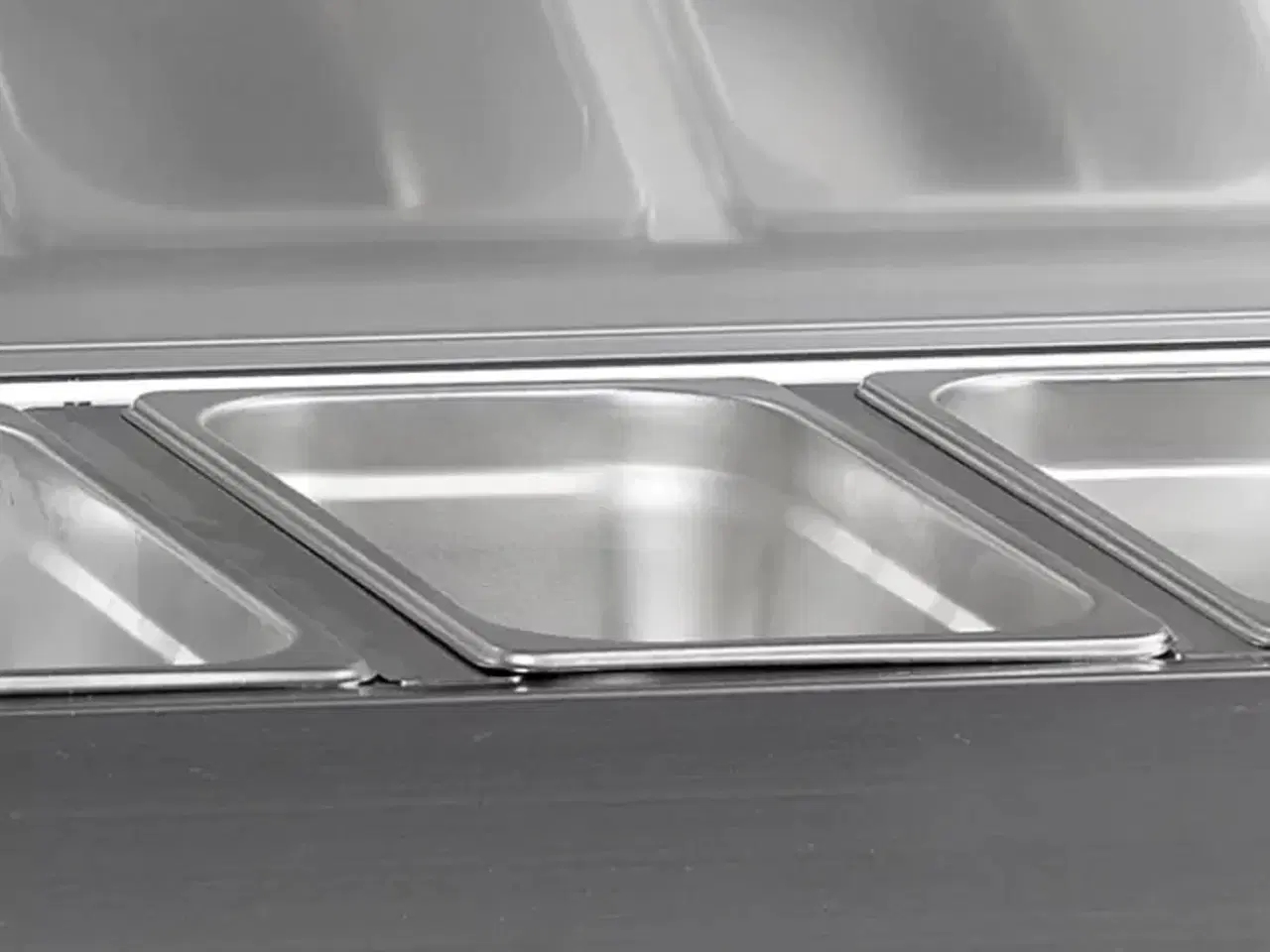 Billede 3 -  Tefcold VK33-180 S/S LID – Køleopsats 8x GN1/4