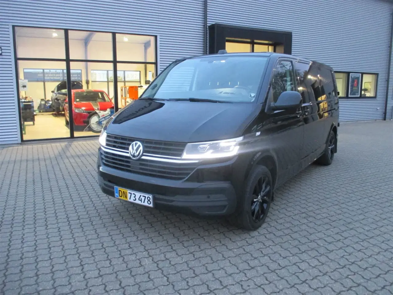 Billede 1 - VW Transporter Lang 2,0 TDI BMT DSG 150HK Van 7g Aut.