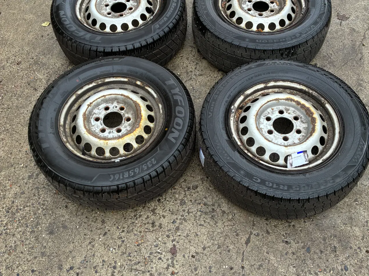 Billede 1 - Mercedes Sprinter helårs hjulsæt.