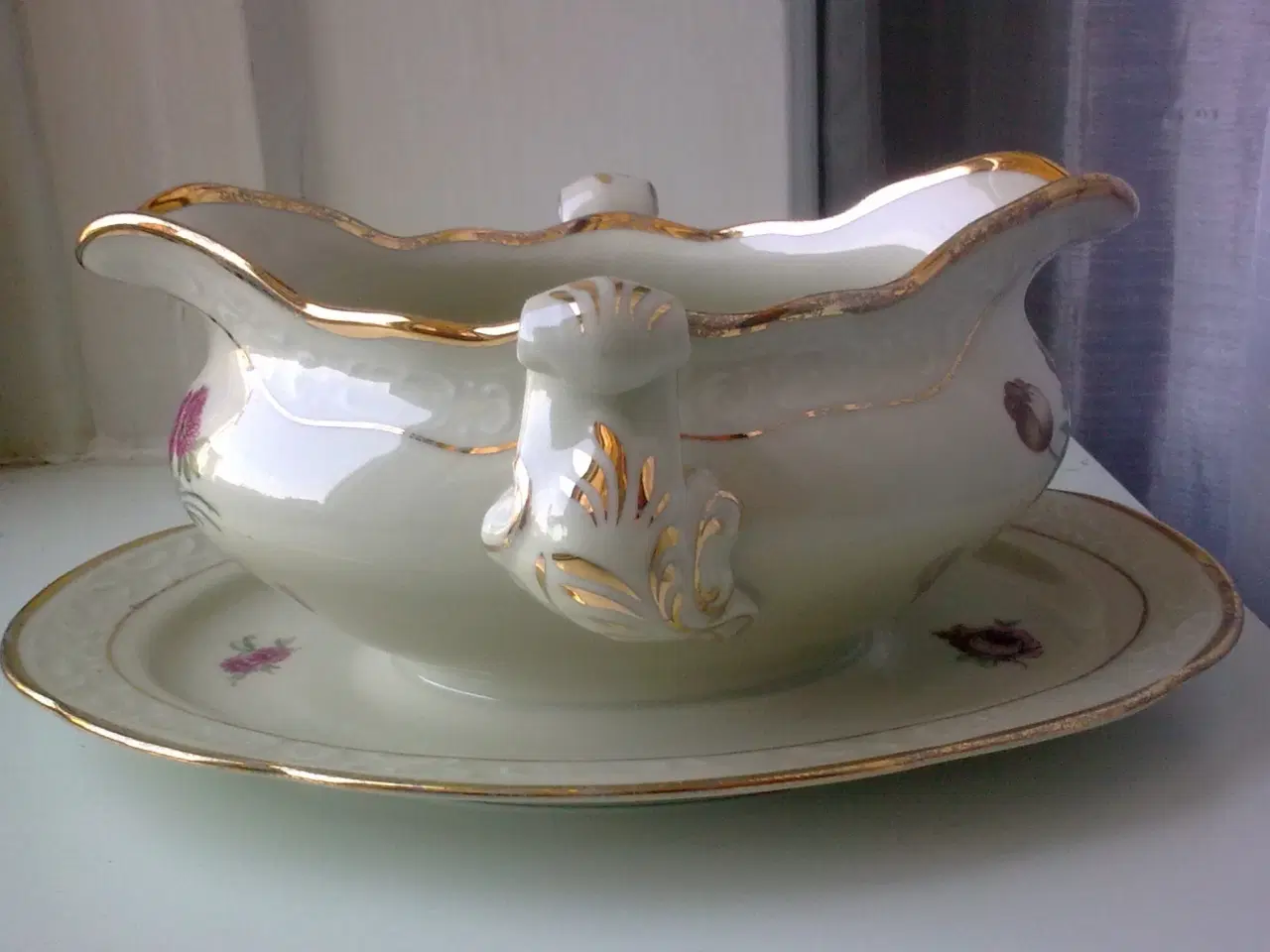 Billede 8 - Rosenborg Danmark sovseskål m guldkant & underskål