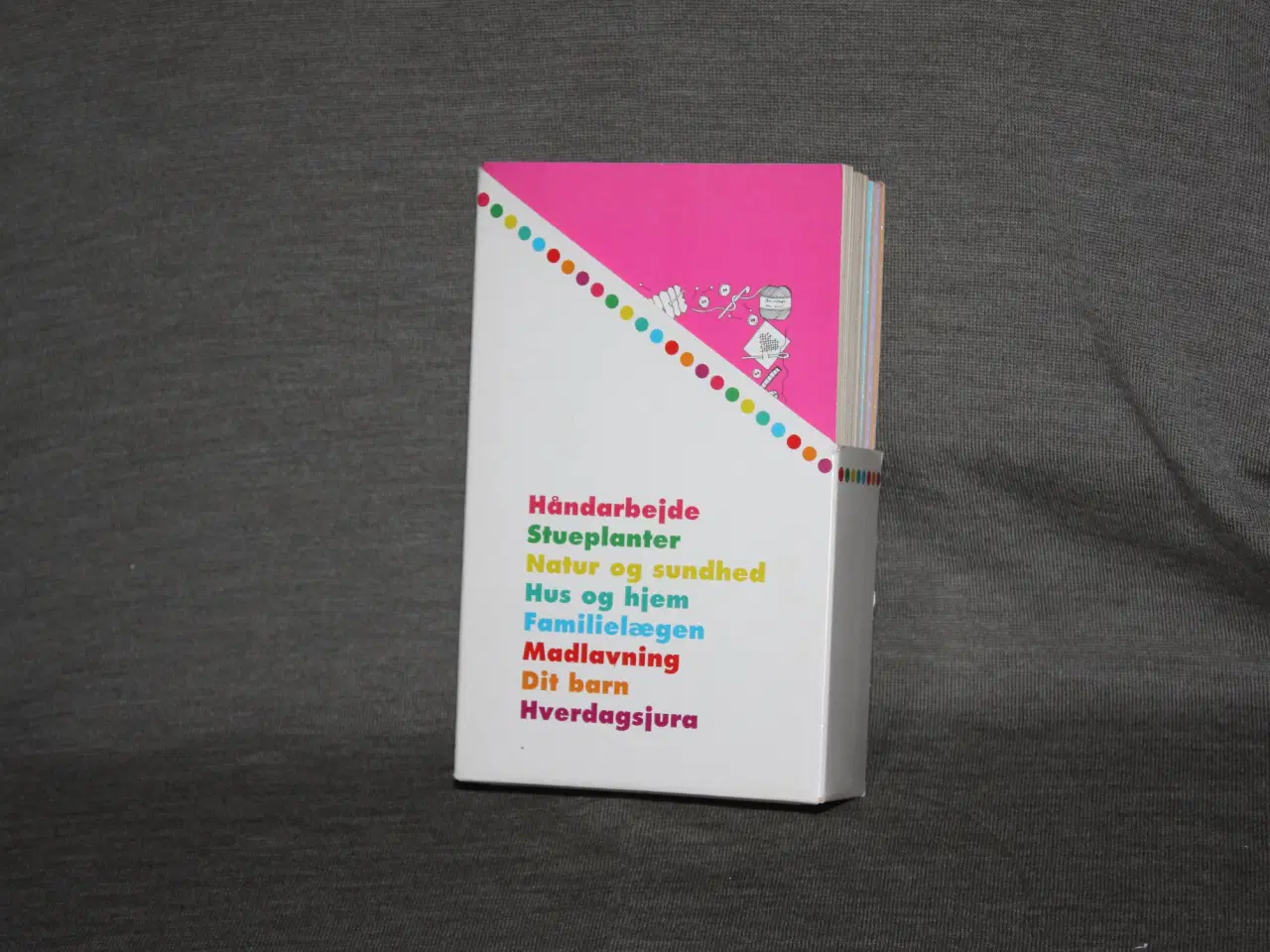 Billede 6 - Hendes verden Hobby bøger pris for 8 stk.