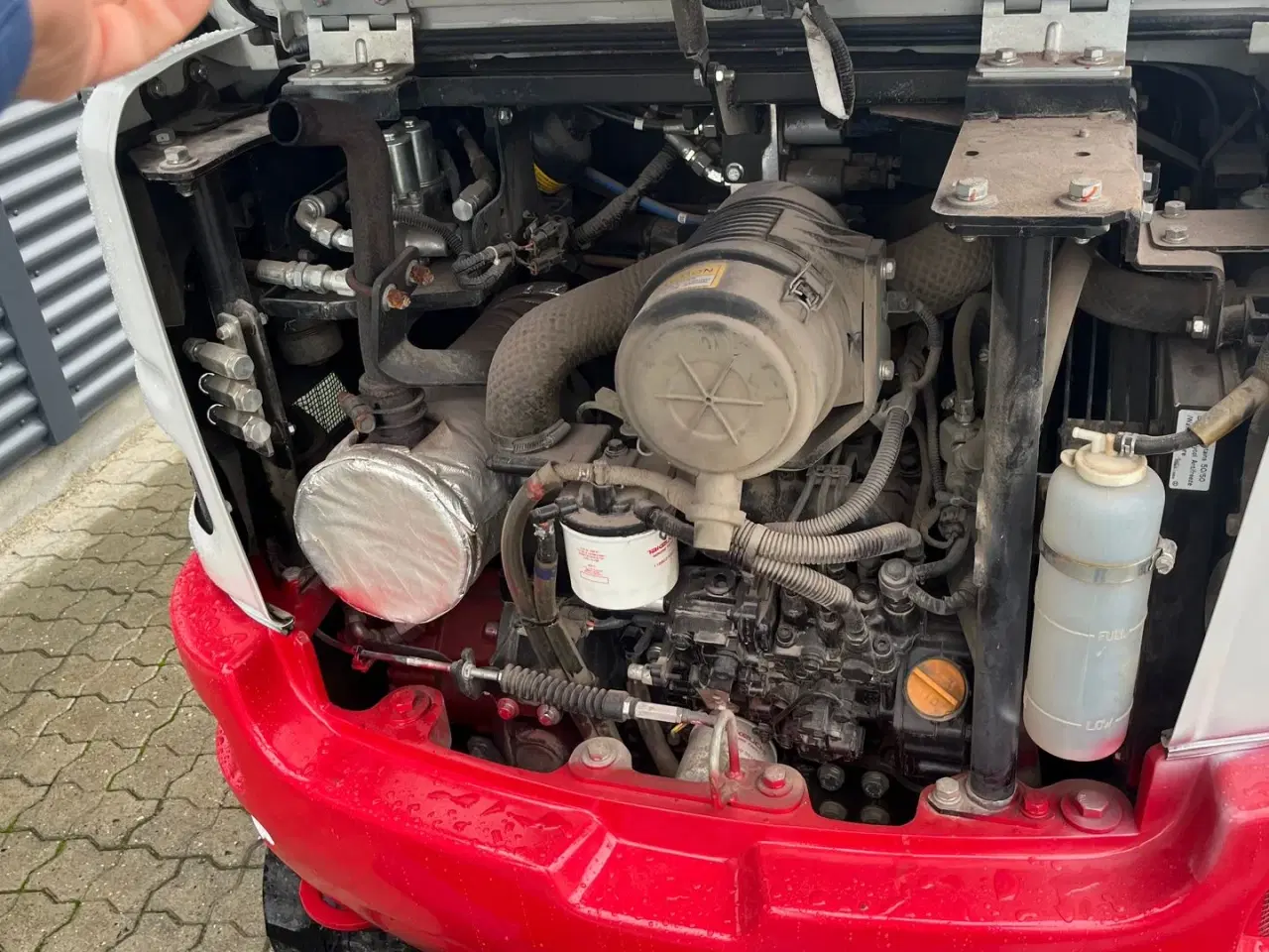 Billede 16 - Takeuchi TB225 Hydraulisk Tiltfæste, centralsmørring +3 skovle