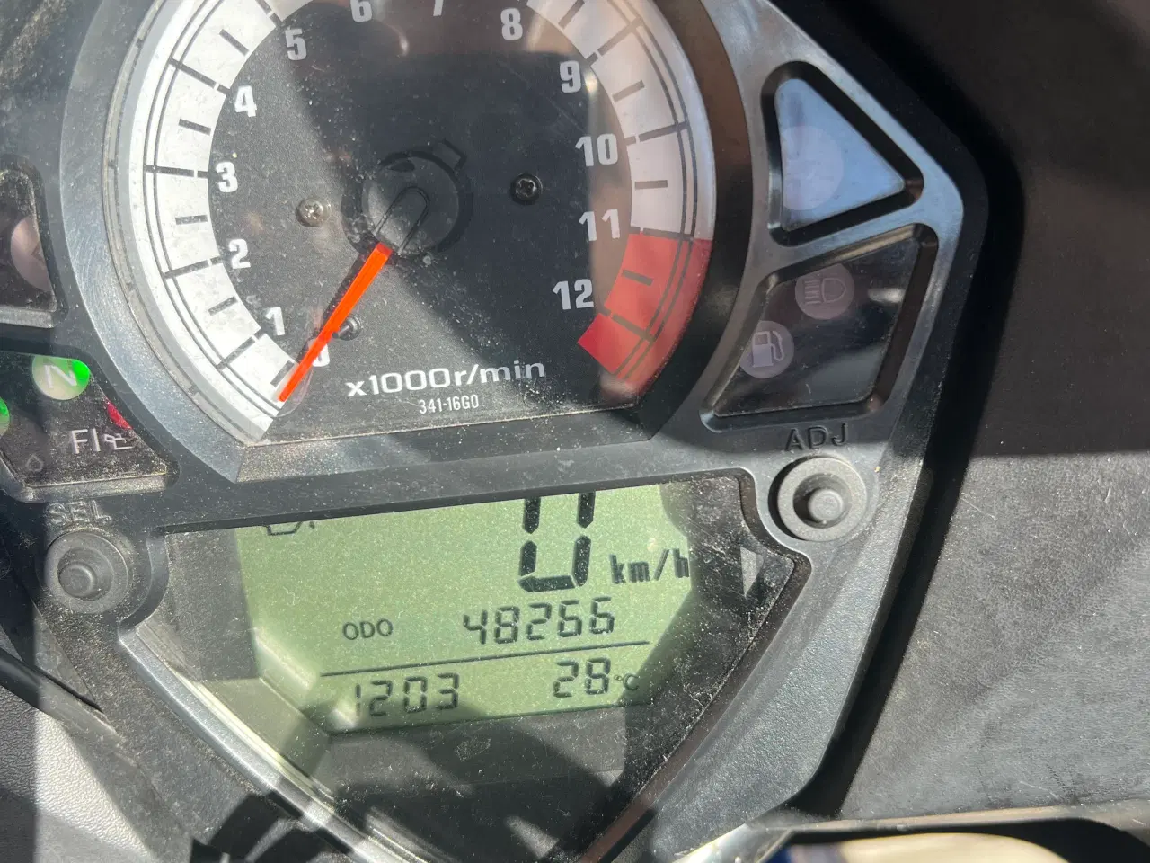 Billede 4 - Meget flot og hurtig Suzuki SV1000S til salg 