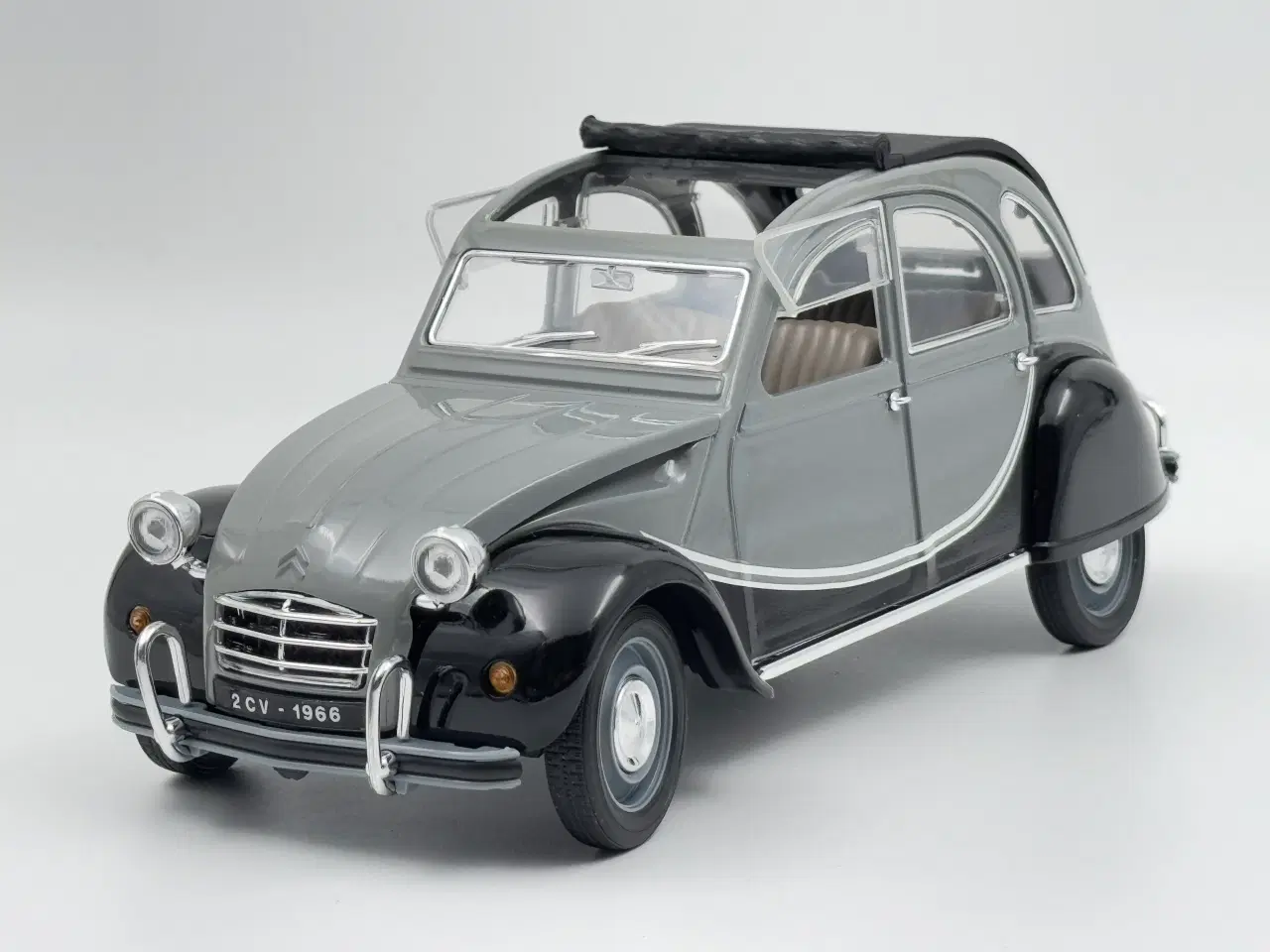 Billede 2 - 1966 Citroën 2CV Charleston 1:18 