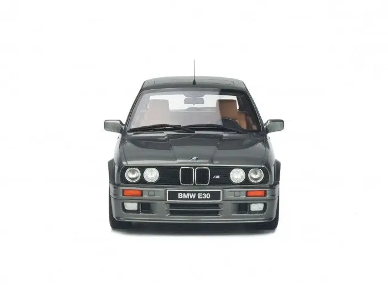 Billede 4 - 1991 BMW 325i M Pack 1:18  Type: E30 Touring  