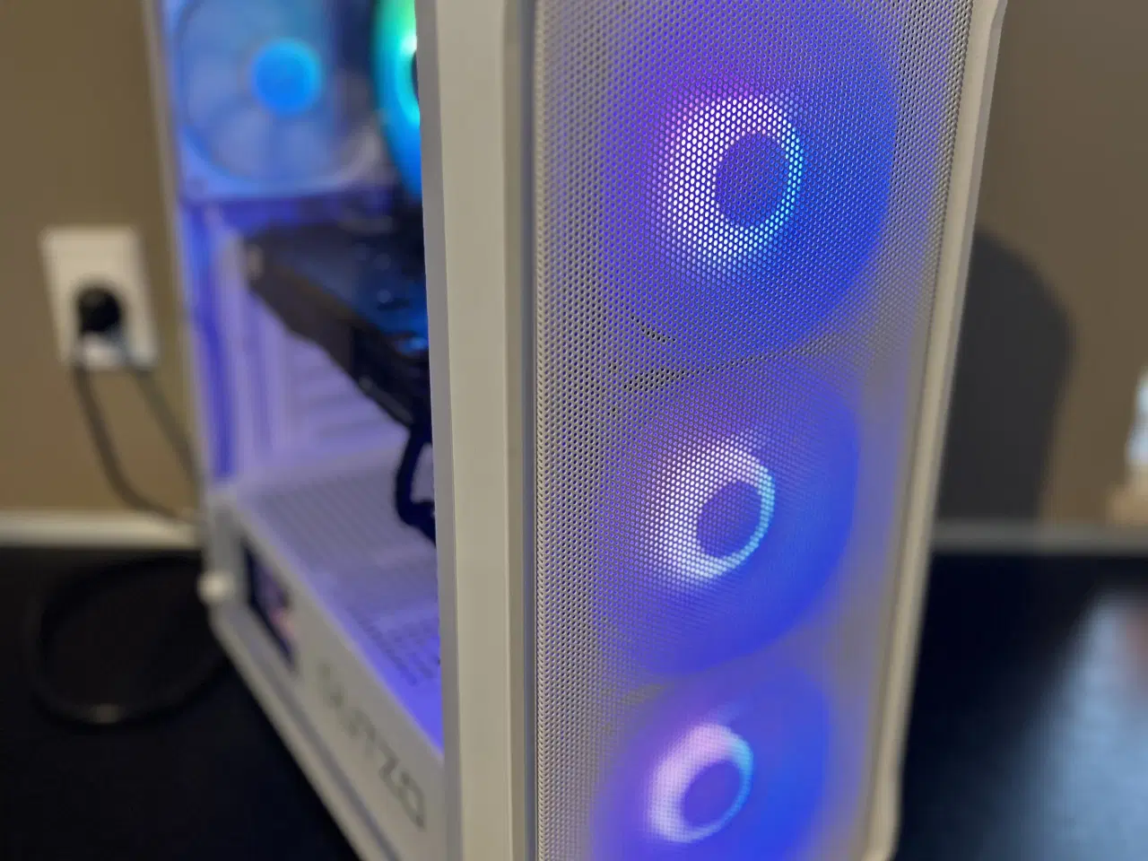 Billede 2 - Nu renoverede gamer pc 