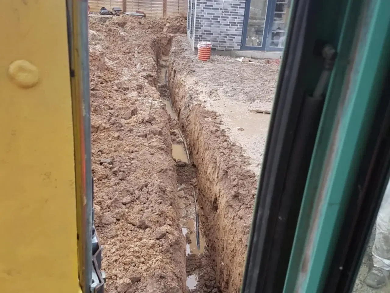 Billede 4 - Minigraver m. Fører