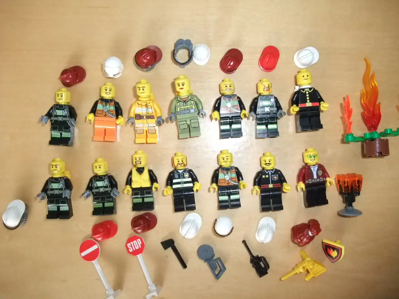 Billede 2 - Lego Fire/Brandmænd Figurer+Tilbehør
