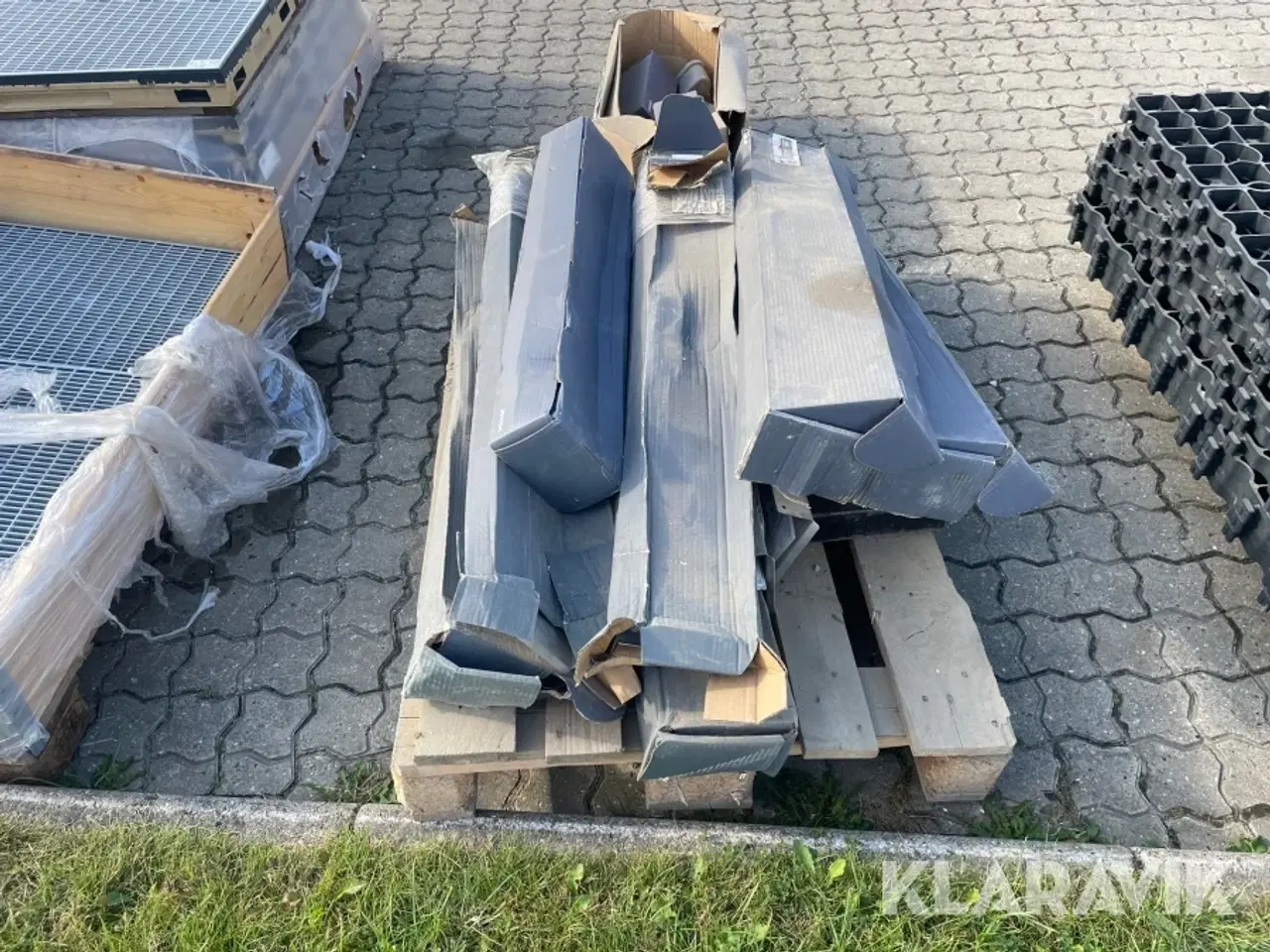 Billede 5 - Afløbsarmatur Unidrain 1000mm 7 styk