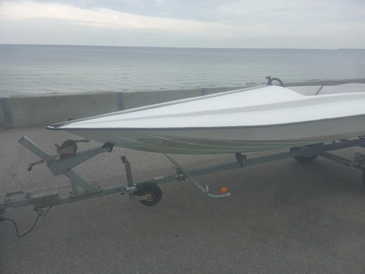 Billede 2 - 70hk speedbåd med ekstra motor og trailer