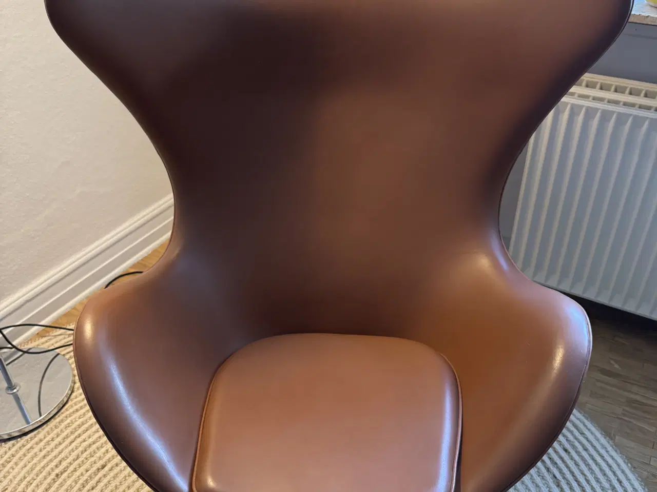 Billede 1 - AJ ægget i flot stand