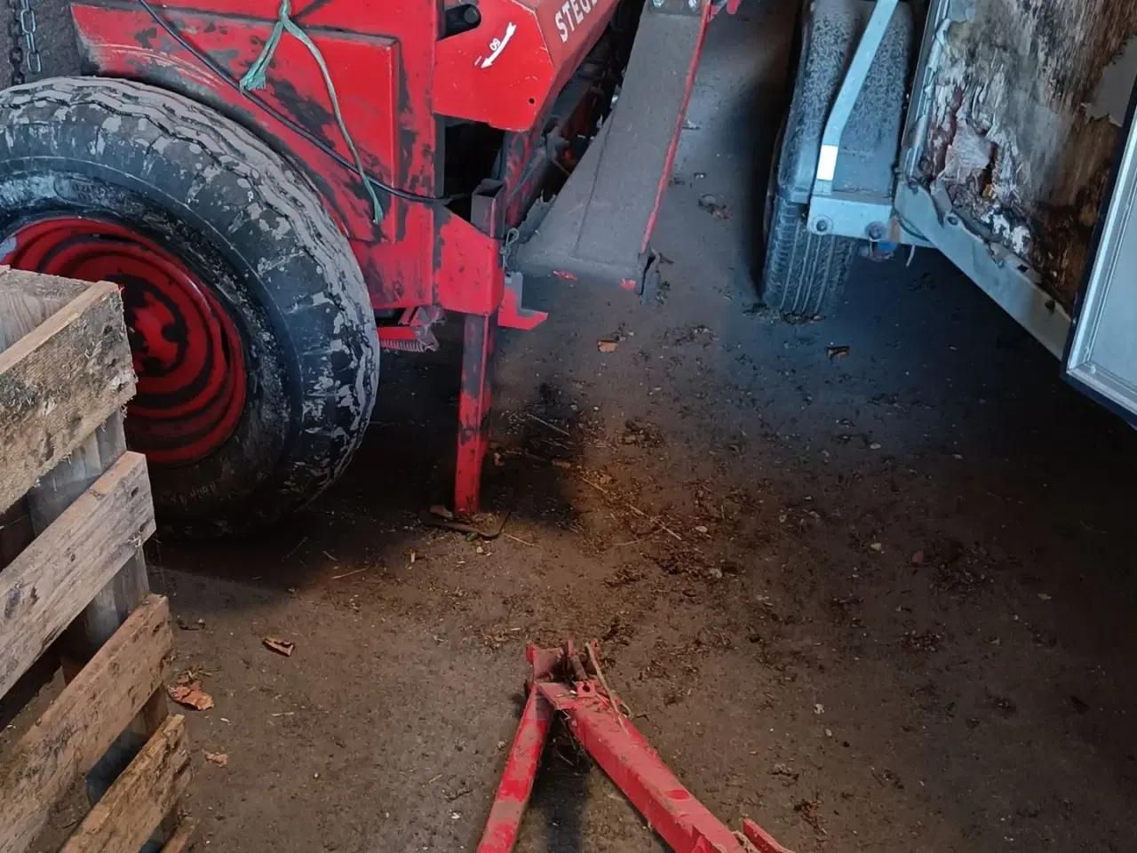 Billede 14 - - - - - - - Stegsted såmaskine 4 meter med bugsere udstyr