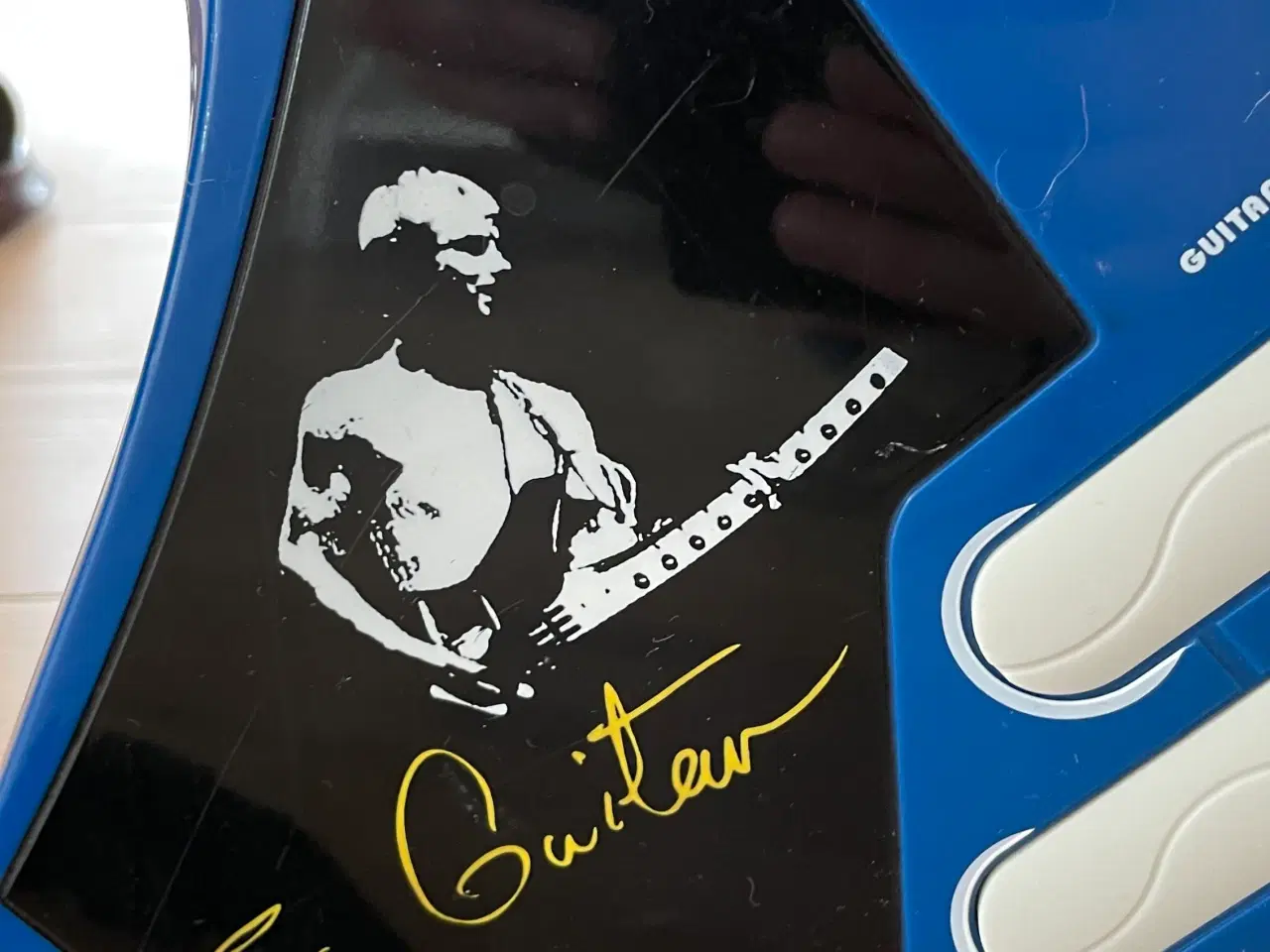 Billede 2 - E. Guitar elguitar 2-8 år