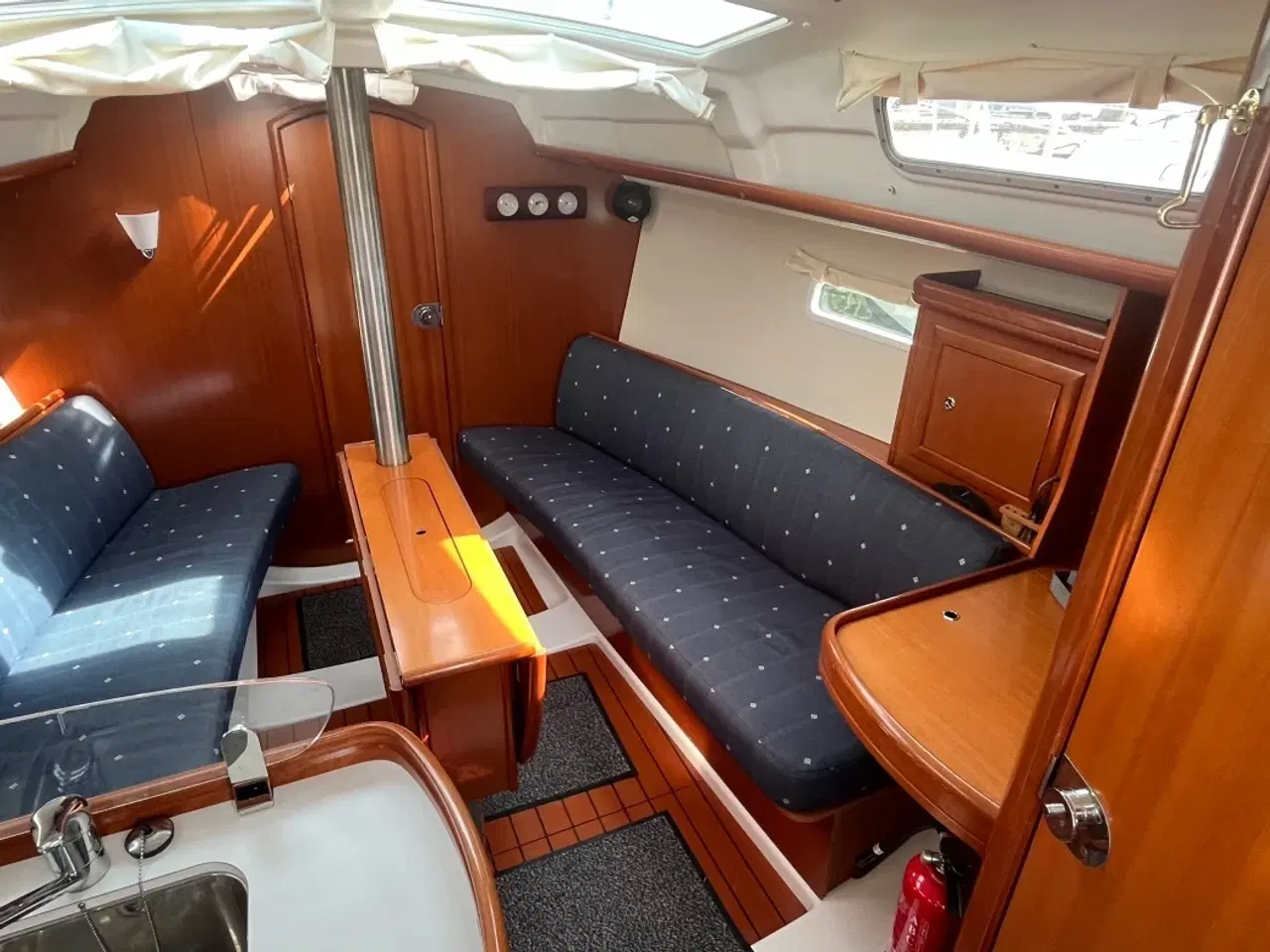 Billede 4 - Beneteau Oceanis 323 Clipper - RESERVERET