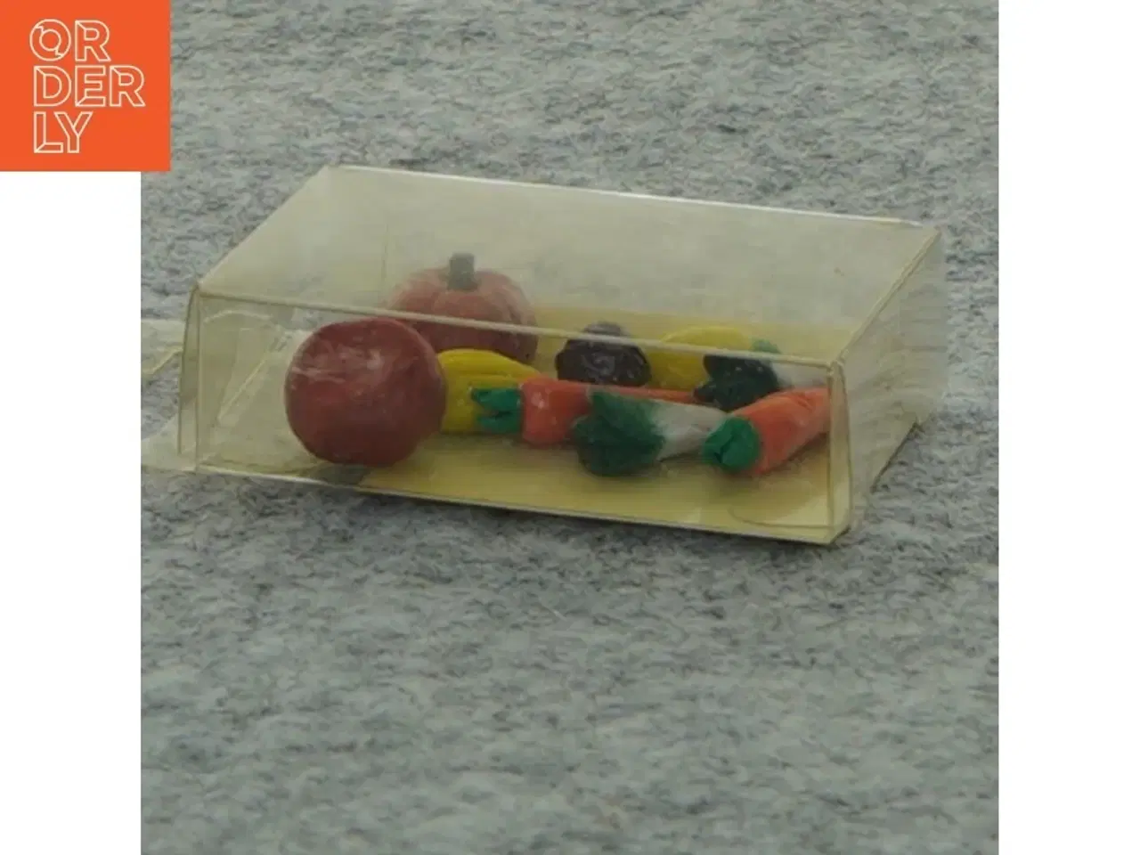Billede 2 - Miniature grøntsager, skala 1:12, dukkehus udstyr (str. 1x1 cm)