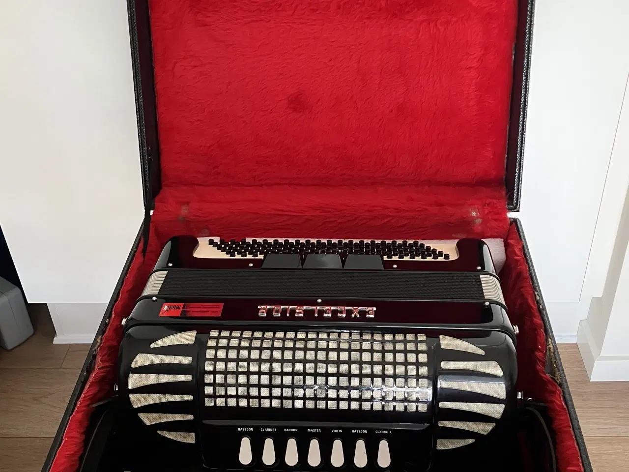 Billede 3 - Excelsior pianoharmonika model 308 - sort
