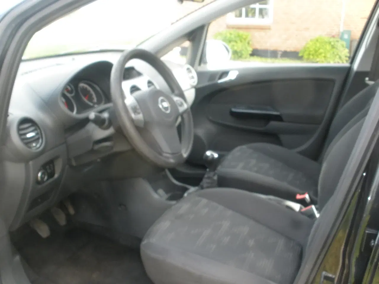 Billede 3 - Opel Corsa 1,2I 5 dørs