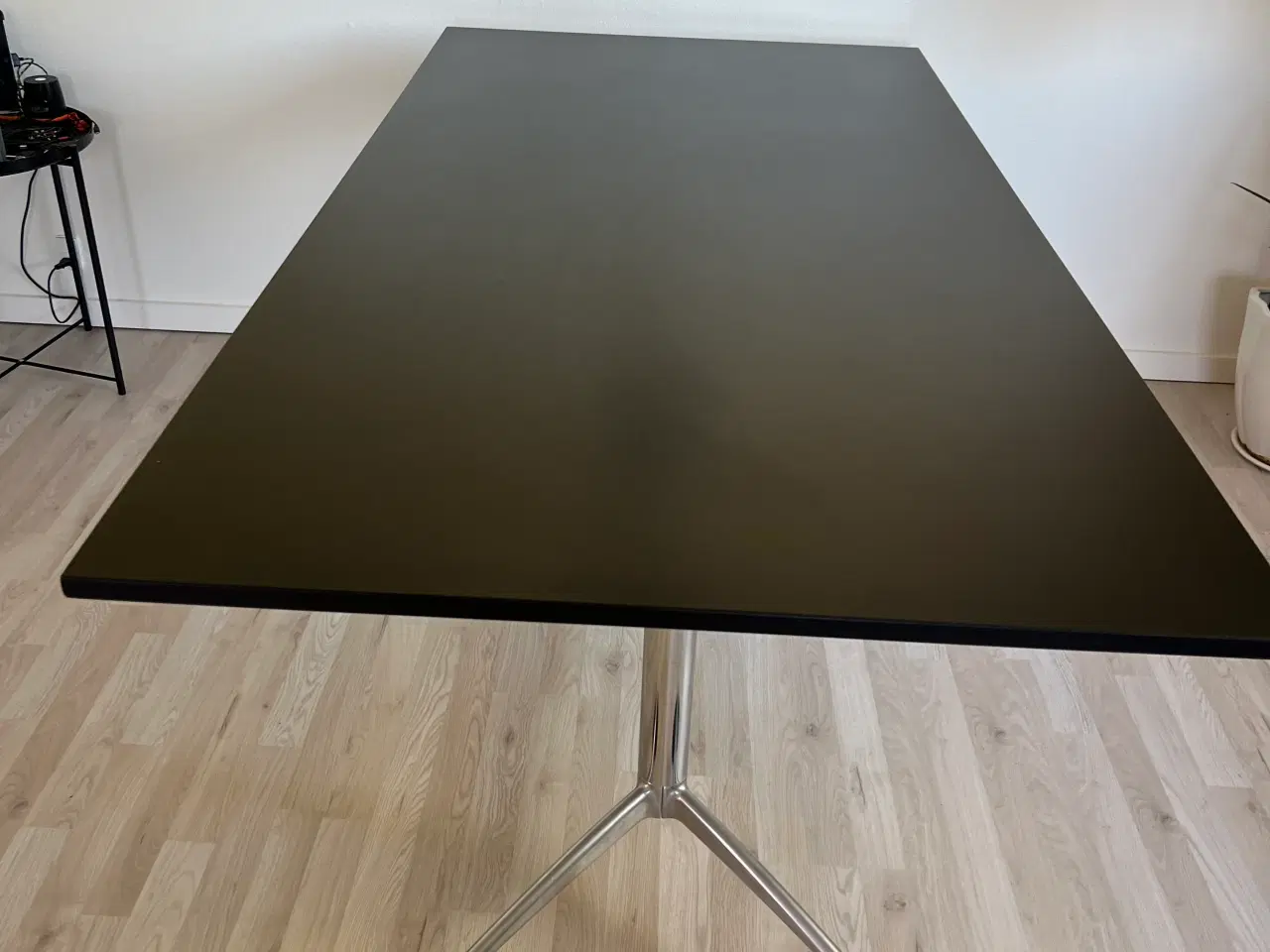 Billede 1 - Spisebord, Akaba