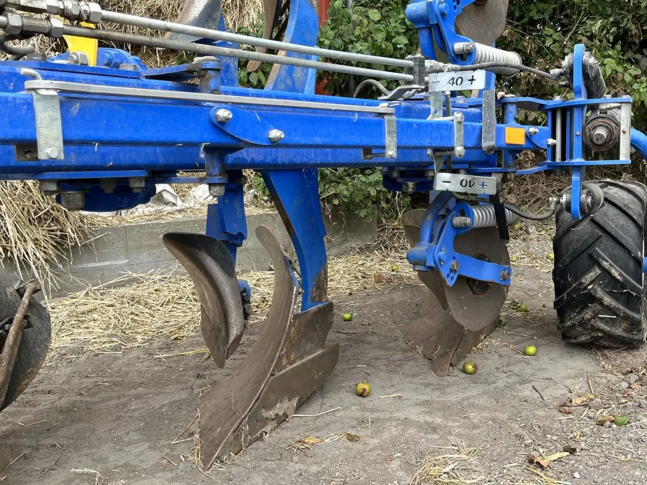 Billede 5 - New Holland Plov 4 F.  PMV Variabel 30-50 cm.