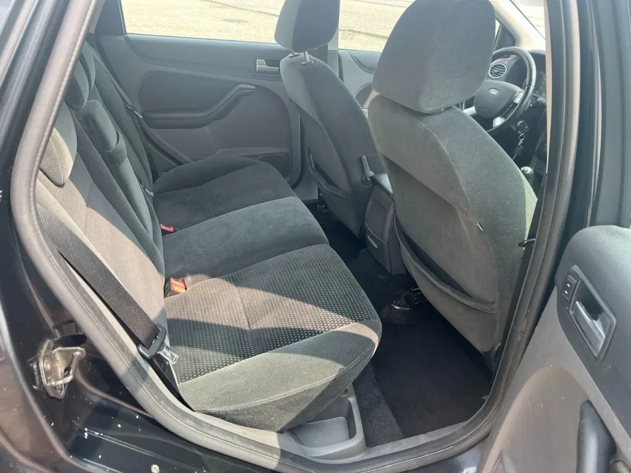 Billede 11 - Ford Focus 2,0 145 Ghia stc.