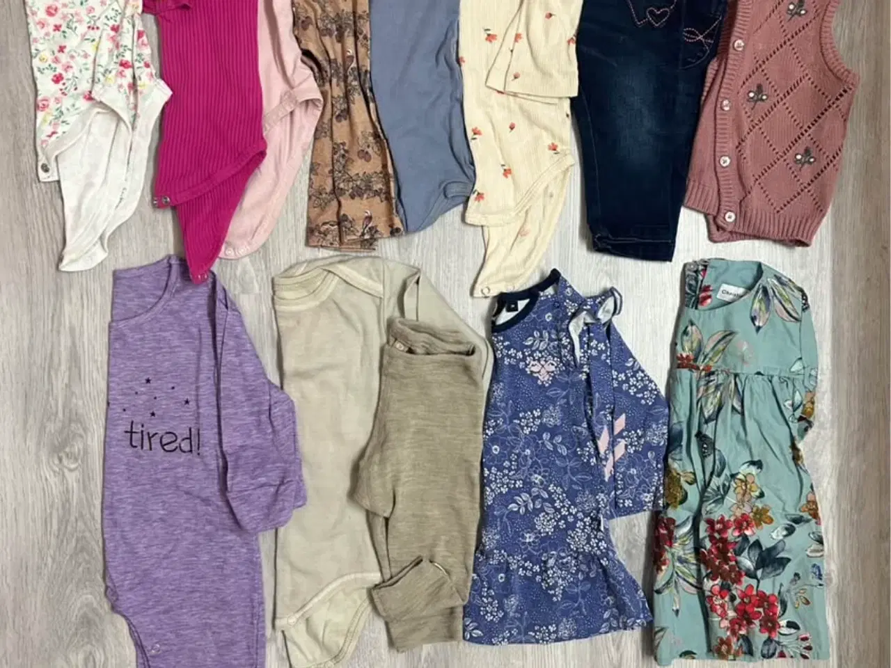 Billede 1 - Fin tøjpakke i str 74