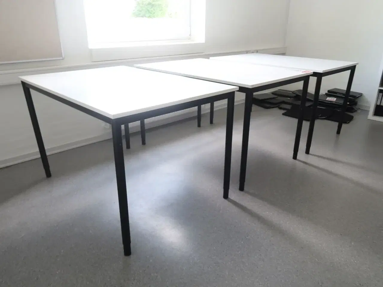 Billede 1 - 3 stk. Borde - 120x80x70 cm