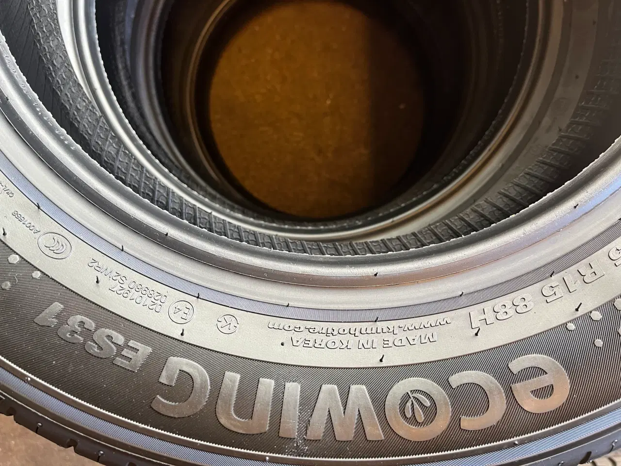 Billede 2 - Sommerdæk. 185-65-15. Kumho.