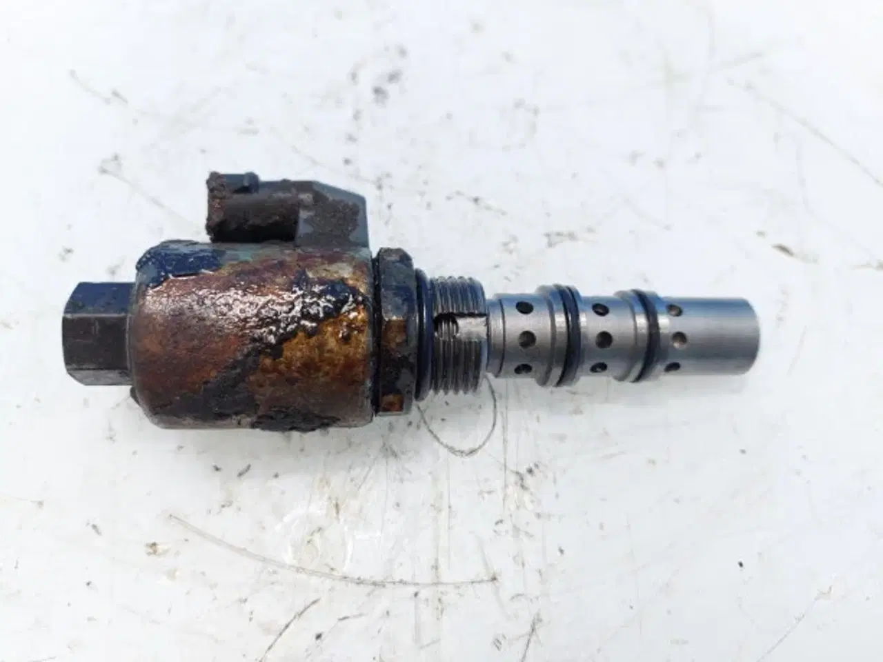 Billede 9 - New Holland / Case Magnetventil 5168054