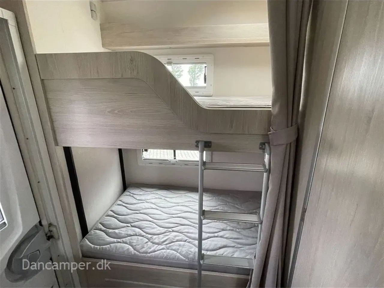 Billede 19 - 2019 - Chausson Flash C 656   UNDER KLARGØRING! Pris følger!2019 Model ! 7.prs. autocamper, med god plads - børnefamiliens foretrukne, 150Hk Automatgear, Aircon på bodel.