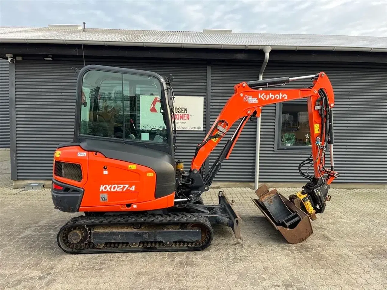 Billede 1 - Kubota kx027-4 Aftageligt Engcon rotortilt, Centralsmørring mm.