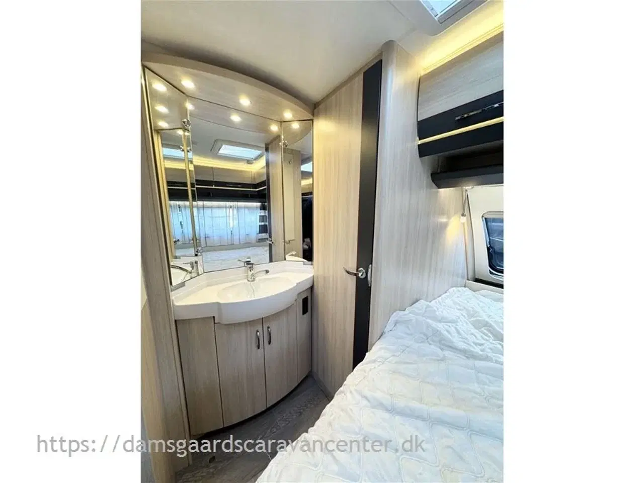 Billede 10 - 2020 - Hobby De Luxe Edition 460 UFe   Fransk seng-Gulvtemp.-Mover-Telt