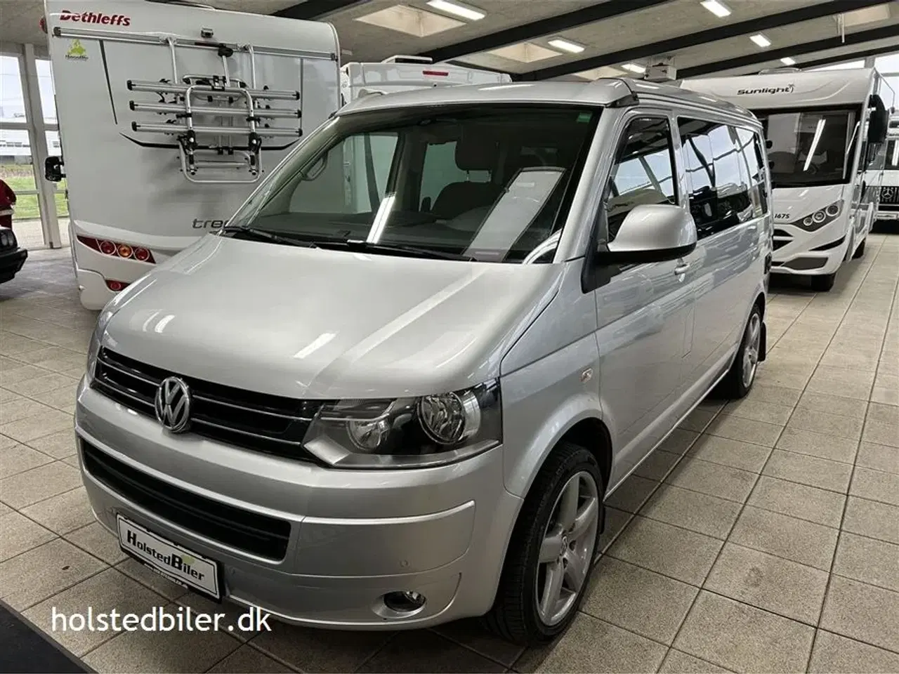 Billede 2 - 2015 - VW California Comfortline Automatgear VOLKSWAGEN CALIFORNIA 2,0 TDI 140 HK (103 KW) Camp   4 sovepladser