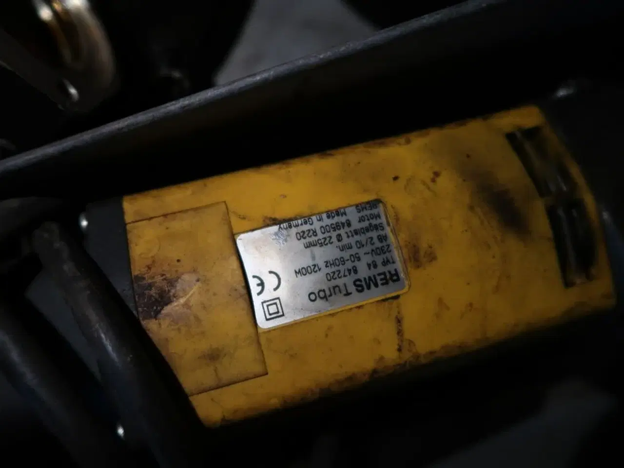 Billede 7 - Kasse med div. Værktøj bl.a. afkorter REMS Turbo