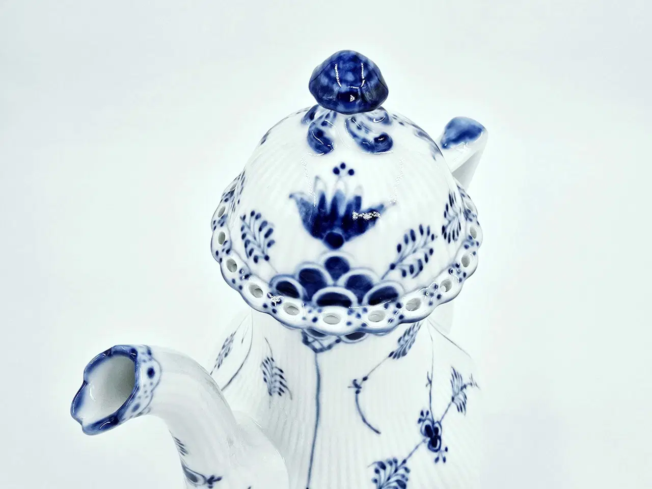 Billede 6 - Musselmalet Helblonde Kaffekande Porcelæn 