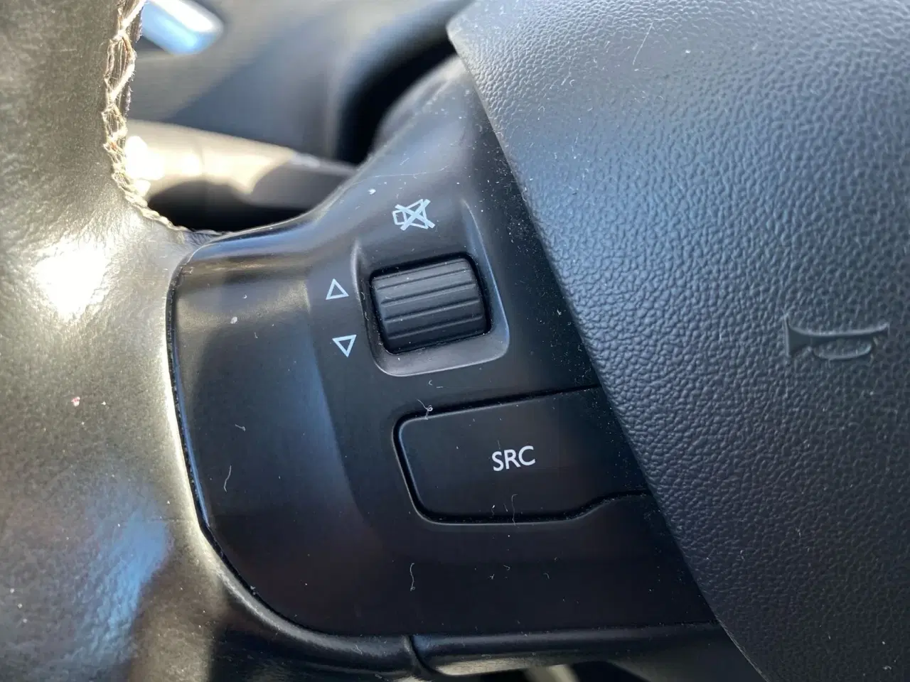 Billede 17 - Peugeot 2008 1,6 BlueHDi Allure Sky 100HK