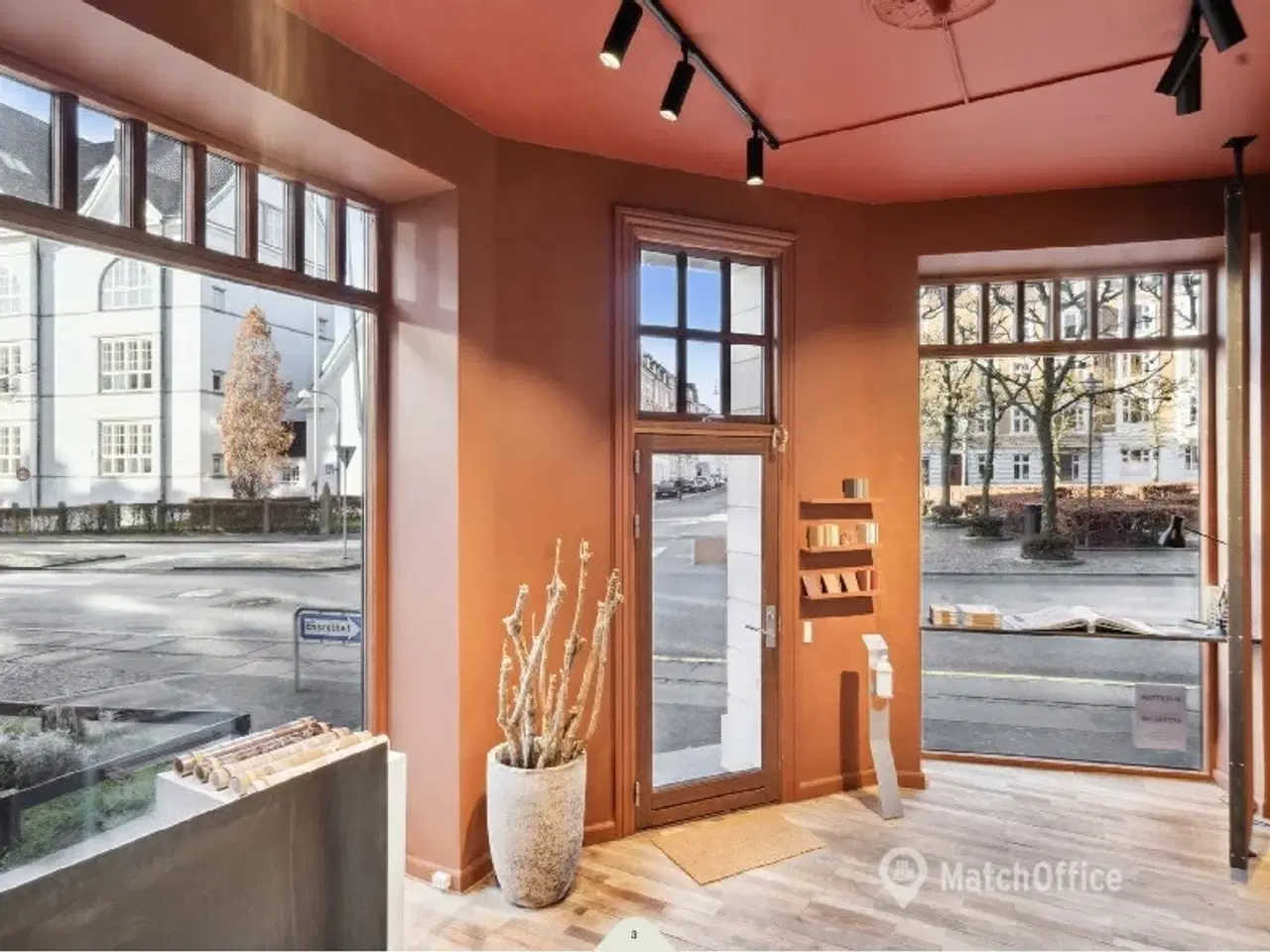 Billede 10 - Café. Showroom eller butik
