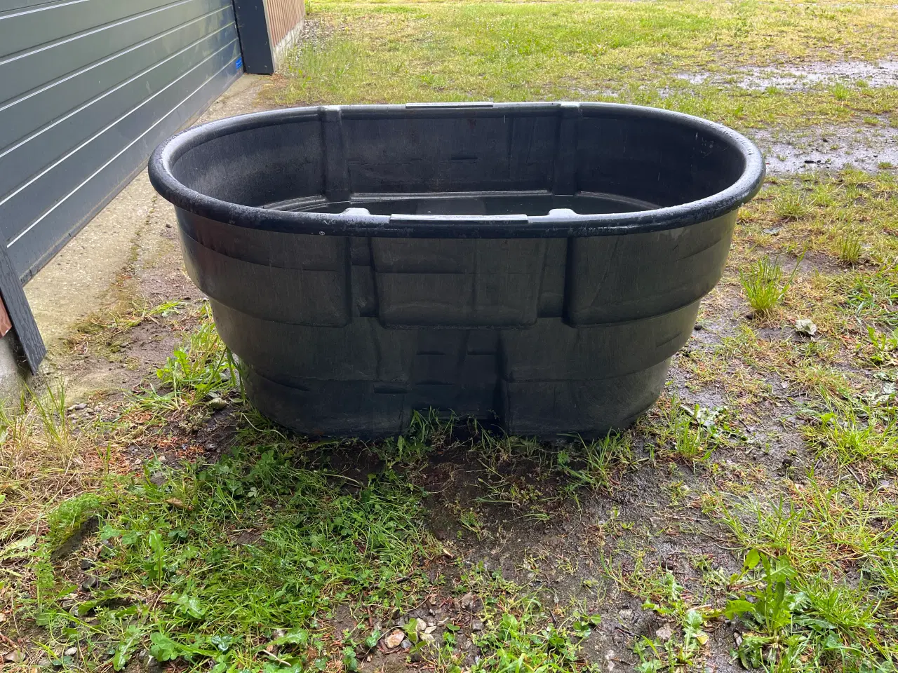 Billede 4 - Drikkekar eller have bassing