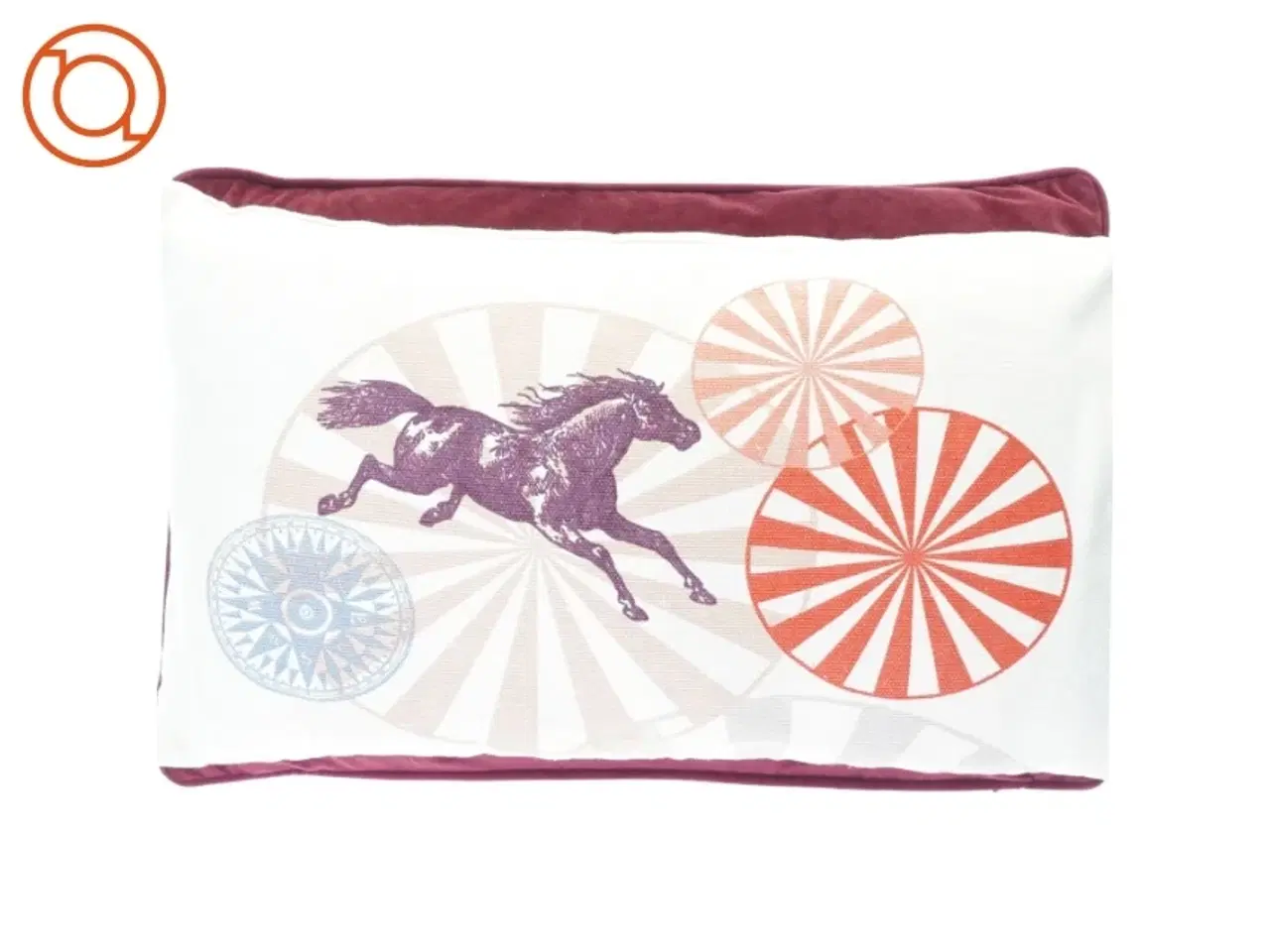 Billede 4 - To puder fra Susanne Schjerning og Esprit (str. 55 x 30 cm og 55 x 35 cm)