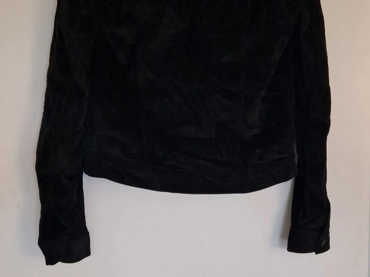 Billede 2 - Sort frakke til kvinder