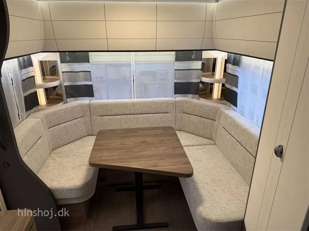 Billede 3 - 2025 - Hobby Excellent Edition 495 UL   Super flot enkelsengsvogn i de flotte farver fra Hinshøj Caravan