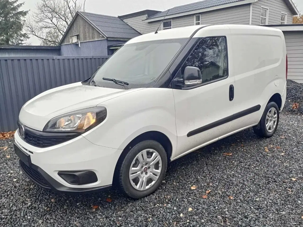 Billede 1 - Fiat Doblò Cargo 1,3 MJT 95 Basic L1