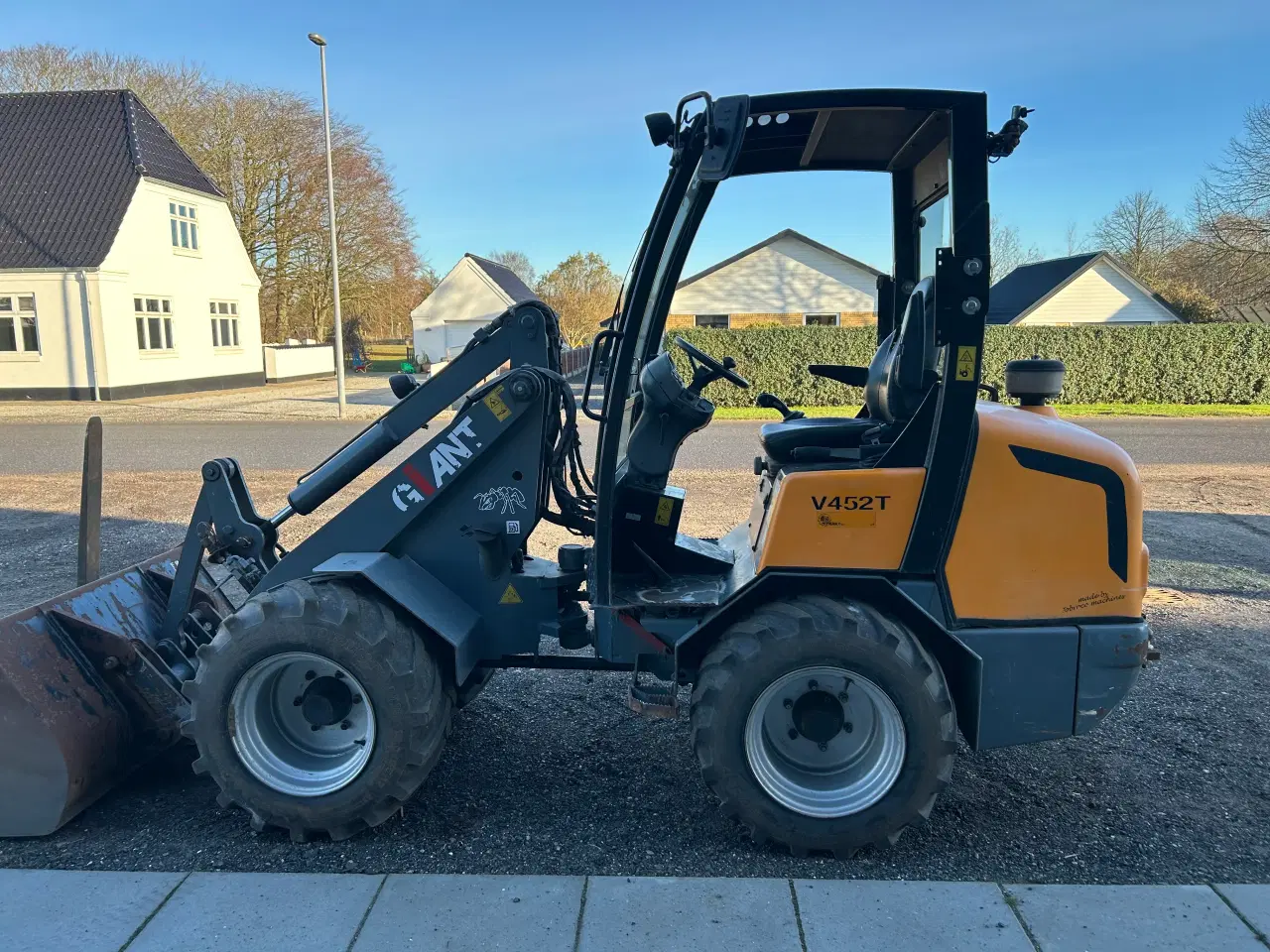 Billede 1 - Giant v452t